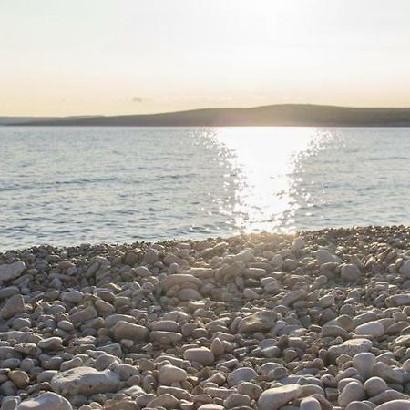 Apartment Stefania On The Beach Koromačno Εξωτερικό φωτογραφία
