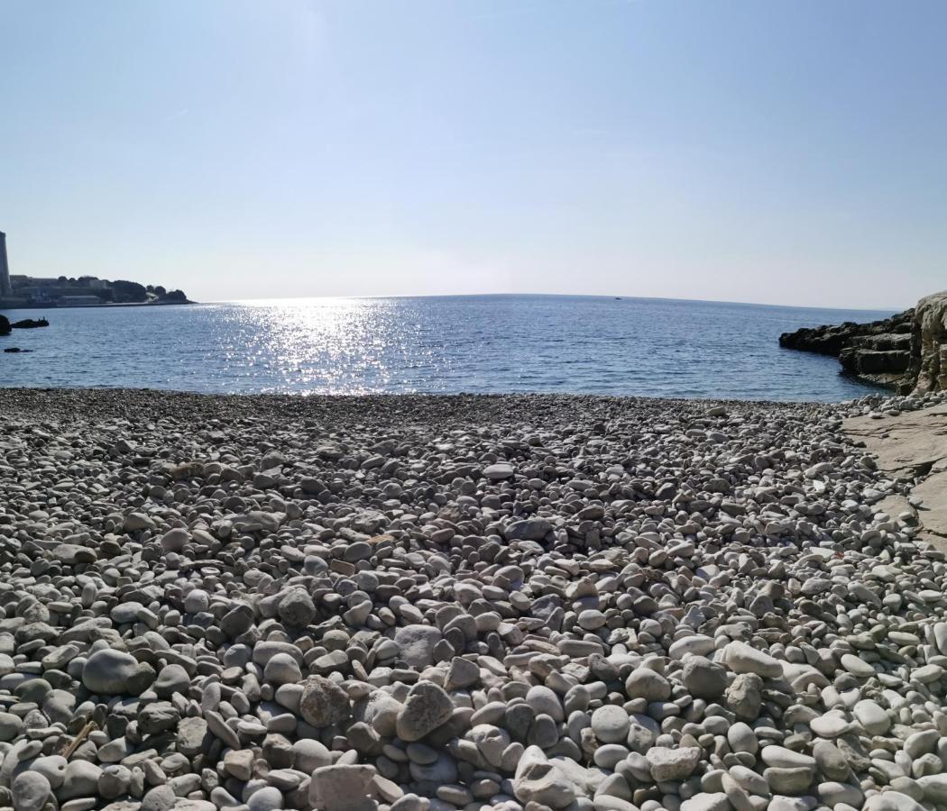 Apartment Stefania On The Beach Koromačno Εξωτερικό φωτογραφία